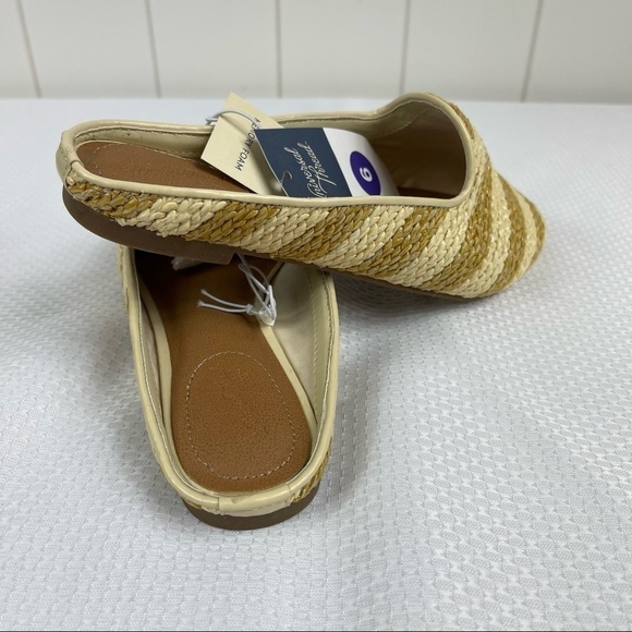 Rattan Slides Open Heel NWT Multiple Sizes - Picture 5 of 6